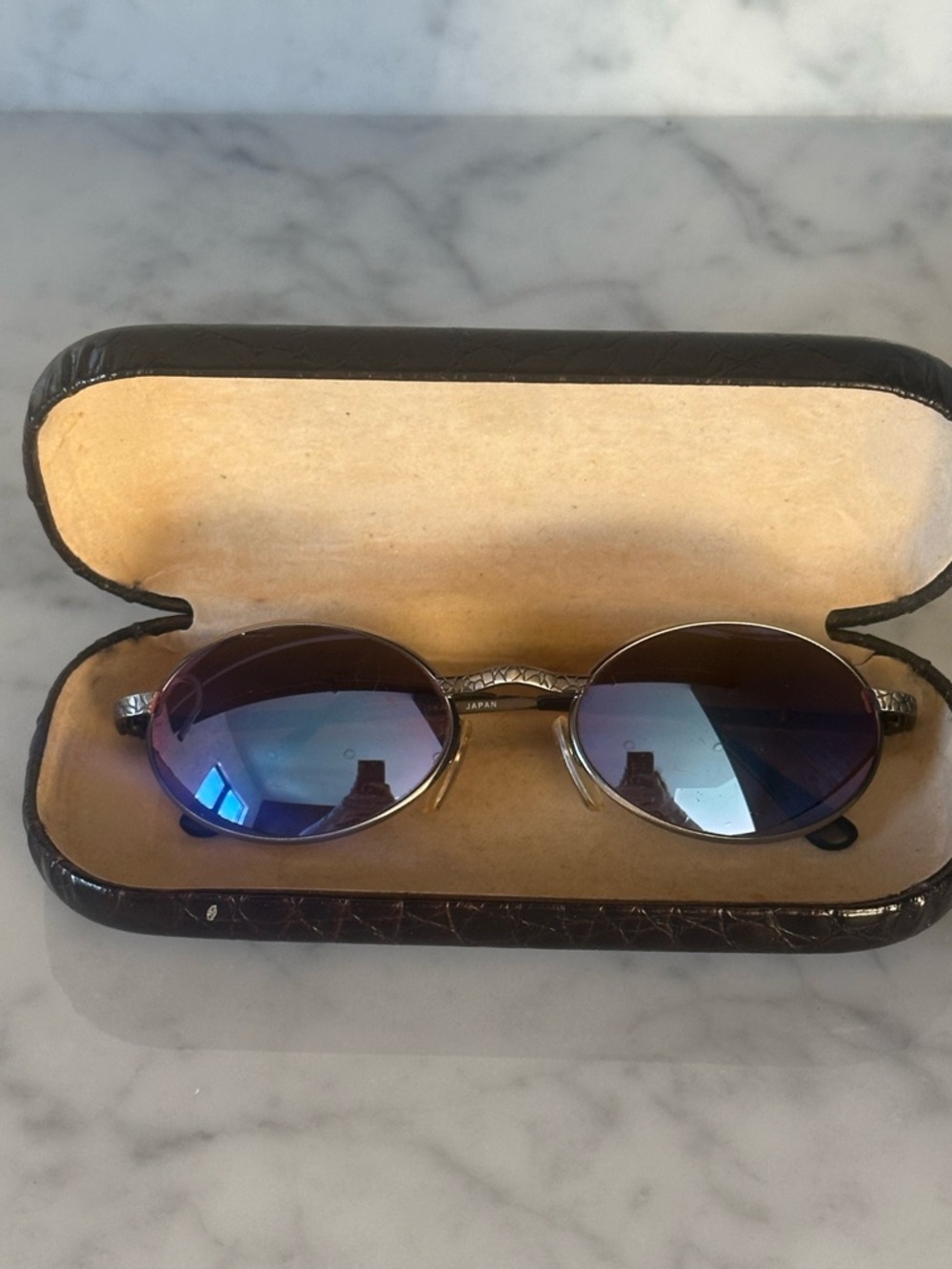 Vintage Round Metal Frame Sunglasses - Blue Gradient Lenses
